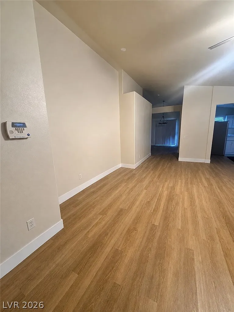 3 bed, 2.0 bath, 1667 sqft, $2,550 — Photo 4