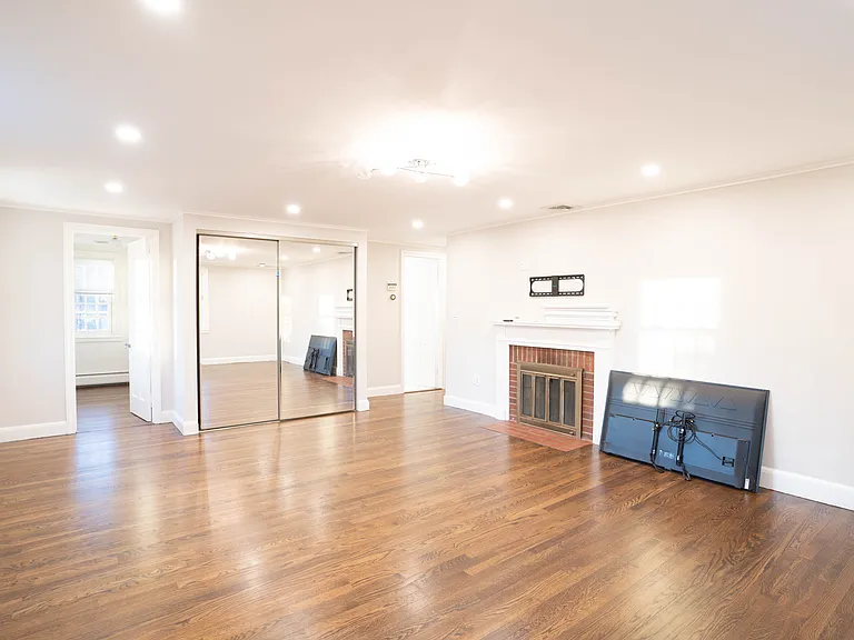 40 Puddingstone Ln #2 — Photo 30
