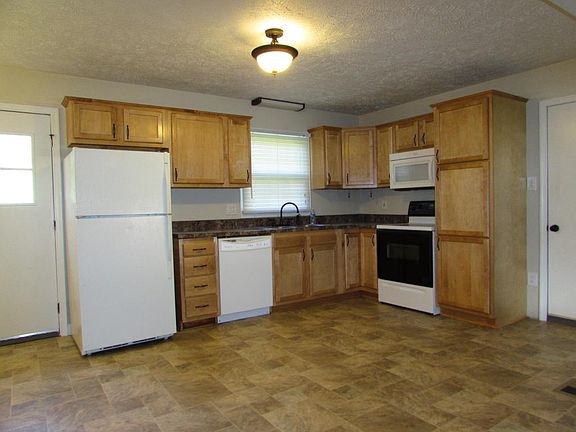 2nd image of 436 Dale Ave