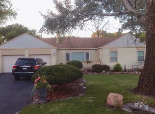850 W Winchester Rd, Libertyville, IL 60048
