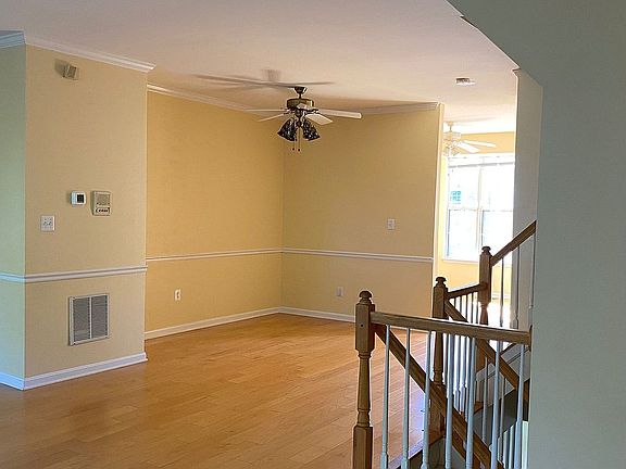 3rd image of 13281 Coppermill Dr