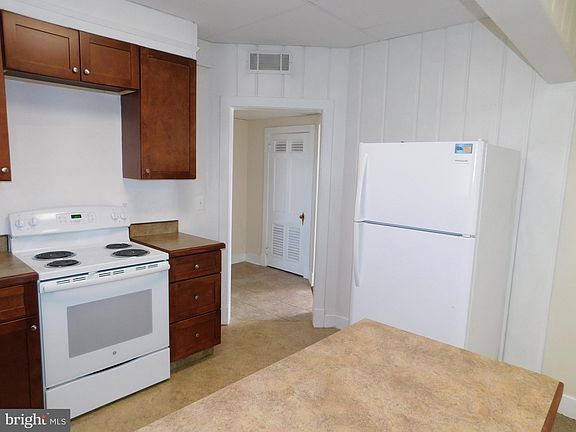 4th image of 2120 Lafayette Blvd #101