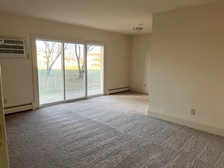 408 Conowingo Cir — Photo 4