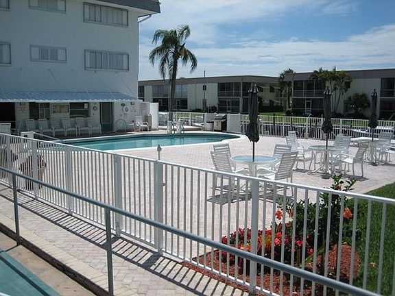 Lake Colony pool area