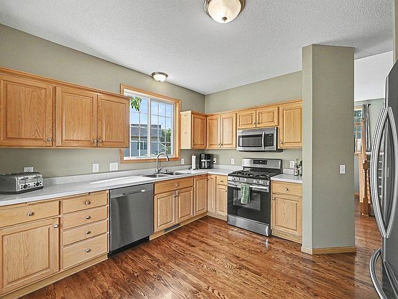 3rd image of 1374 Waters Way