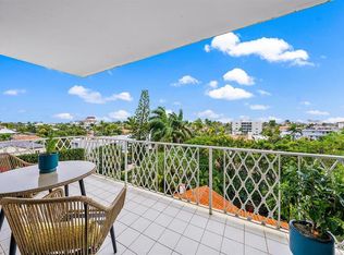 434 Chilean Ave APT 6B, Palm Beach, FL 33480