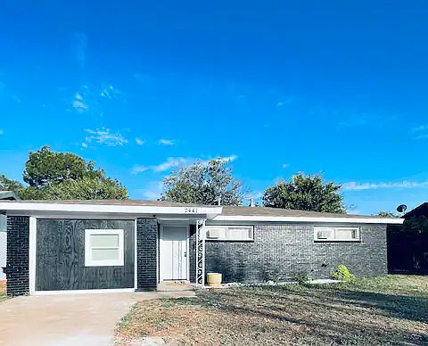 1st image of 2441 Bridge Ave