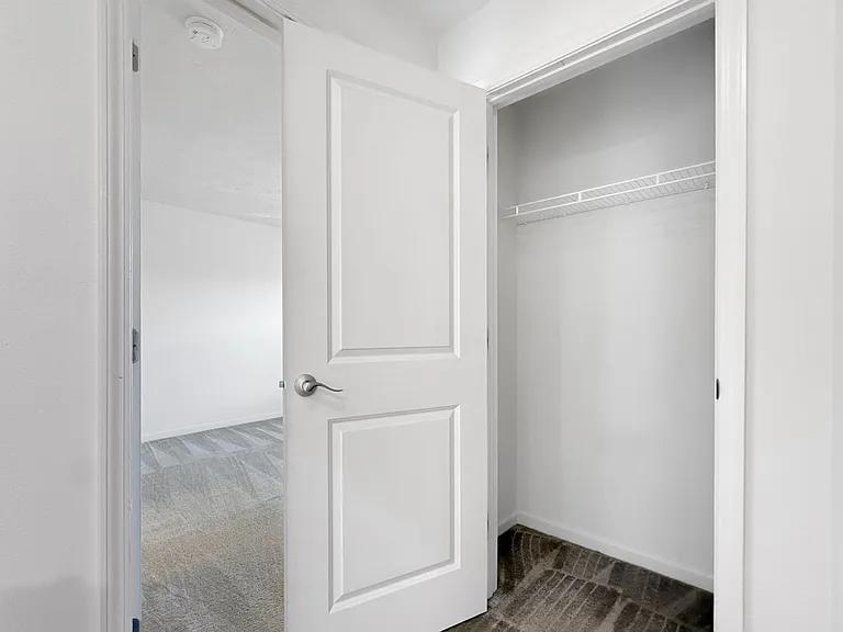 701 Beachfront Dr — Photo 31