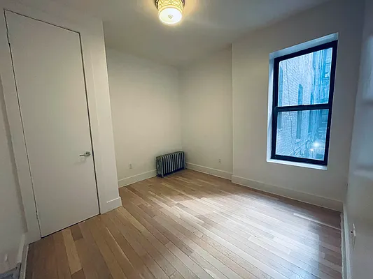 Rented by Zjama Realty Corp | media 12