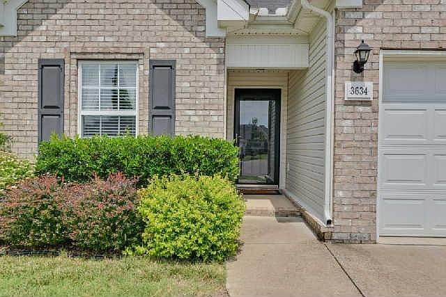 1st image of 3634 Southbend Dr