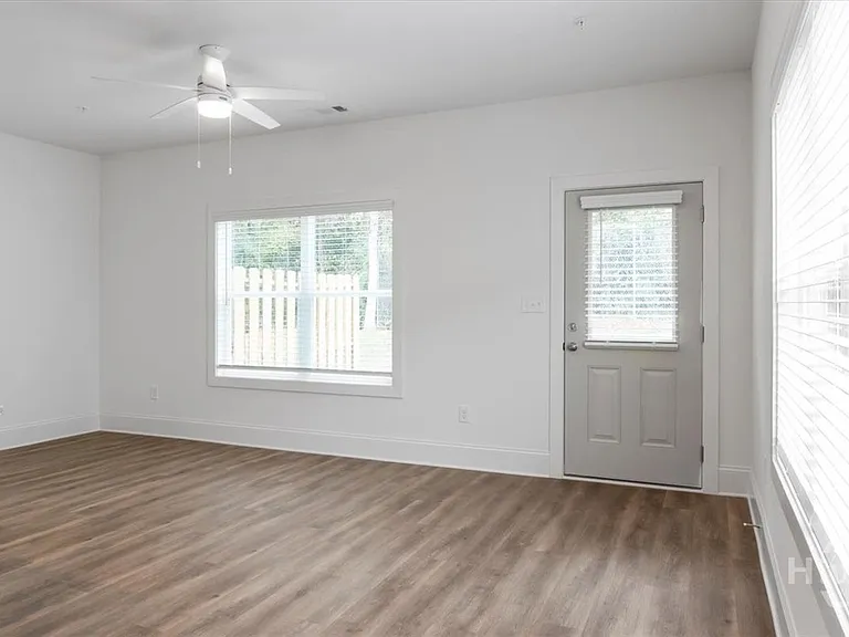 354 Arch St #302 — Photo 8