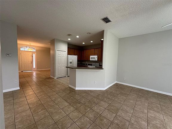 5th image of 10360 Sandy Marsh Ln
