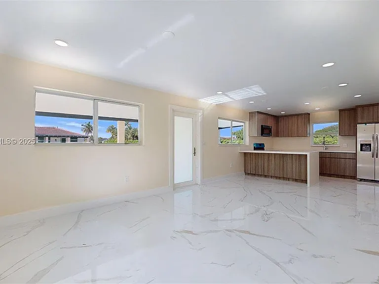 3801 SW 132nd Ave — Photo 36