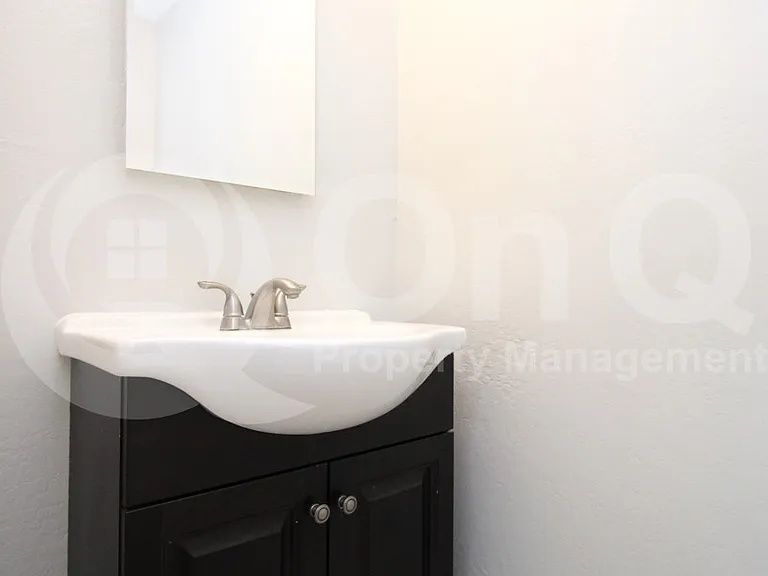 4520 E Glenhaven Dr — Photo 18