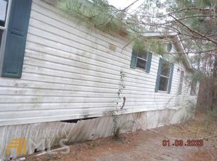 111 Pineland Estates Rd, Cochran, GA 31014