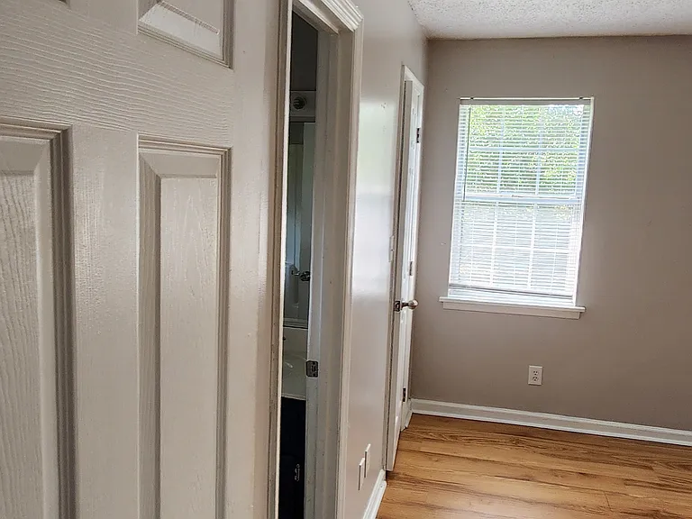 132 Pineview St — Photo 26