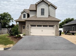 933 Riddle Rdg, Jonesborough, TN 37659