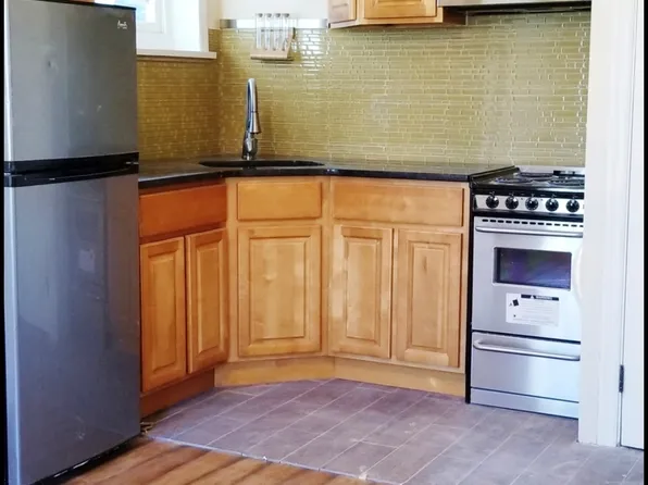 829 S Saint Bernard St #A, Philadelphia, PA 19143