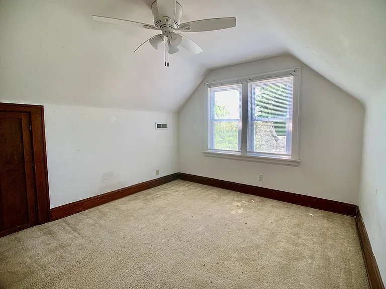 3061 Taylor Ave — Photo 8