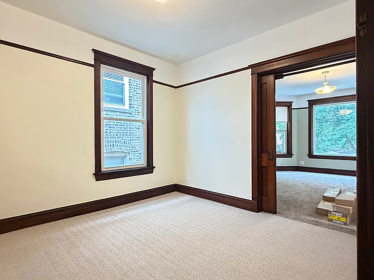 4511 N Greenview Ave #2 — Photo 12