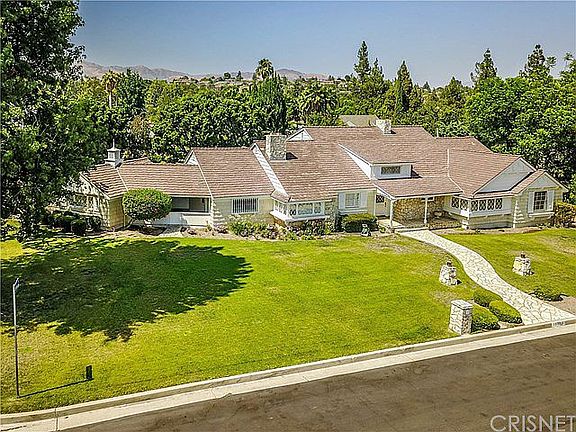 3rd image of 19321 Romar Pl