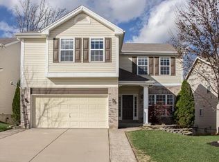 27 Upper Bluffs View Ct, Eureka, MO 63025