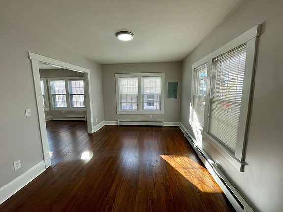 4th image of 55 Mountain Ave #A