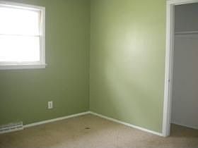 5th image of 2457 Wells St