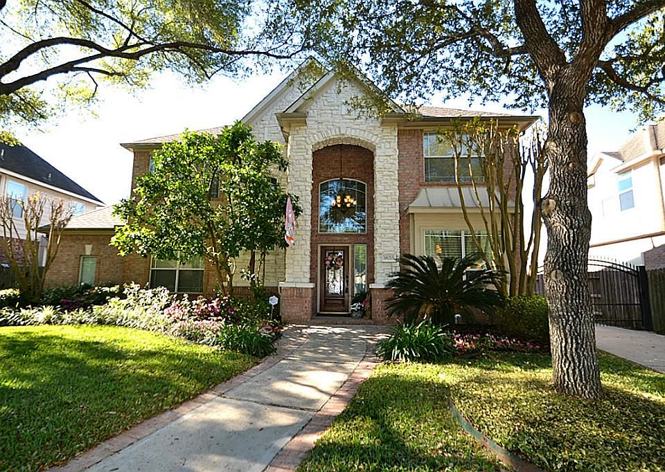 1st image of 18215 Emerald Stone Ln