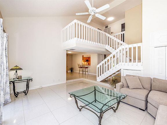 5th image of 2255 Woodlands Way #2255
