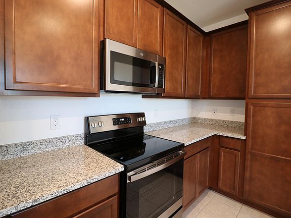 5th image of 735 E Doral Ave #101