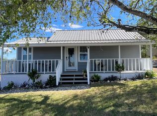 177 Vista Dr, Sandia, TX 78383