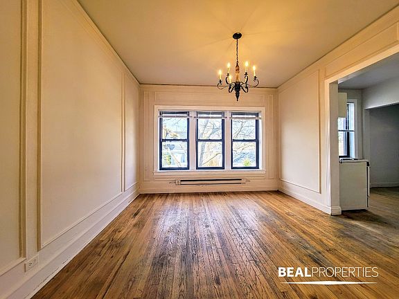 4th image of 1317.5 Oak Ave #1317X-E3