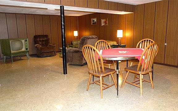 4th image of 4003 Avenue F