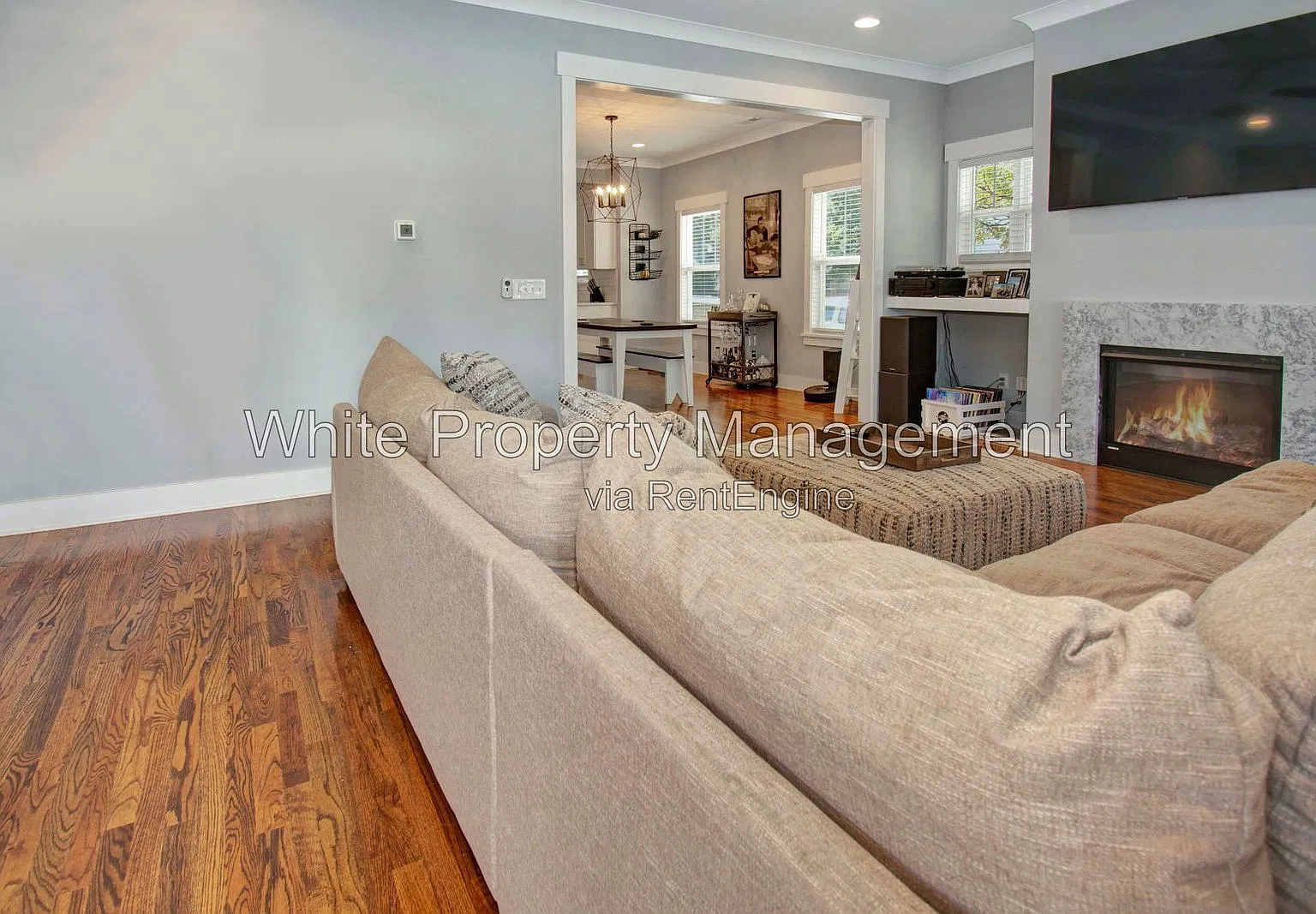 3 bed, 2.0 bath, 1564 sqft, $2,995 — Photo 4