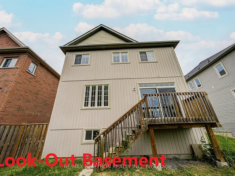 48 Robert Wilson Cres — Photo 48