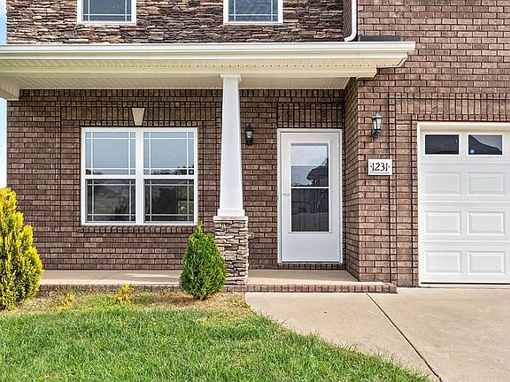2nd image of 1231 Snowball Ln