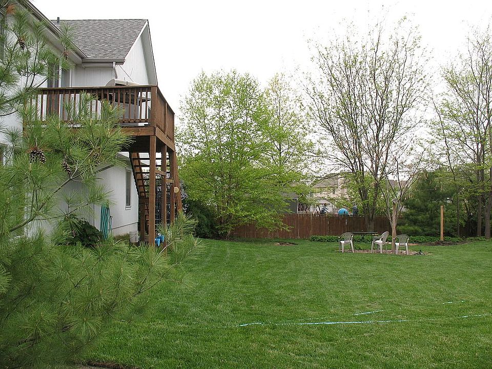 2nd image of 17354 W 158th St