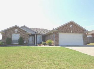 1209 Cambridge Dr, Shawnee, OK 74804
