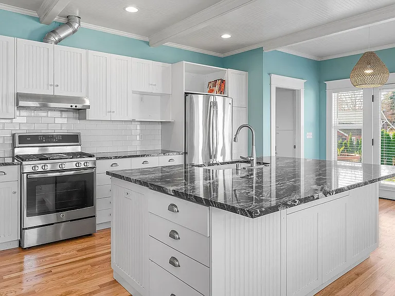 18441 Nelson Pl NE — Photo 16