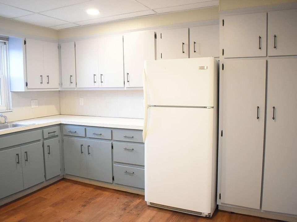 1st image of 2801 Central Ave Floor 2