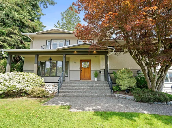 4792 Cedarcrest Ave, North Vancouver, BC V7R 3R3