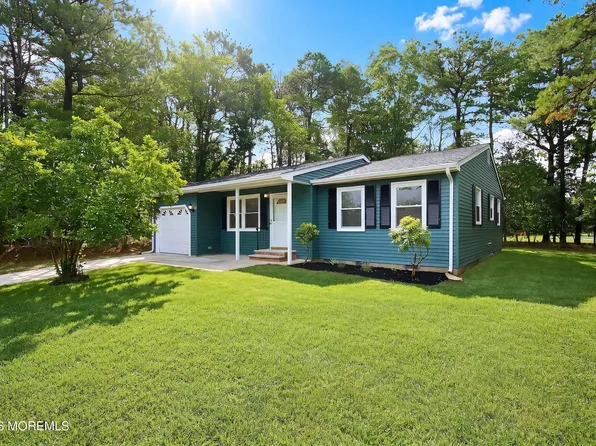 6 Orchard Drive, Whiting, NJ 08759