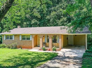 606 San Pablo Ct, Stone Mountain, GA 30083