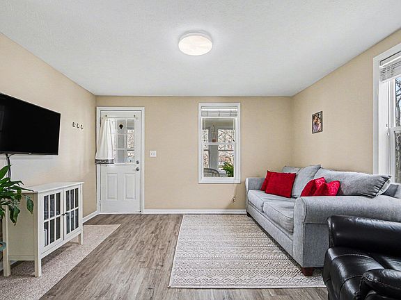 5th image of 2638 Longstreet Ave SW