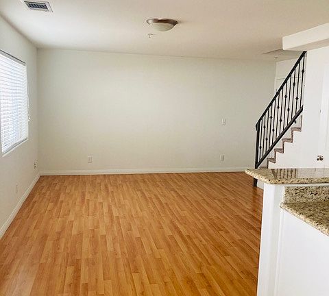 3rd image of 1518 S Centinela Ave APT 5