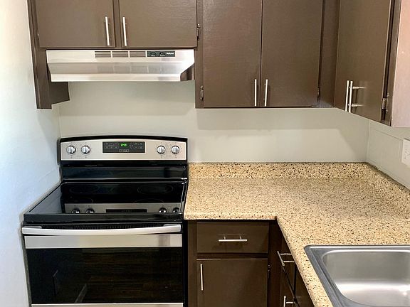 3rd image of 6725 N 17th Ave #7