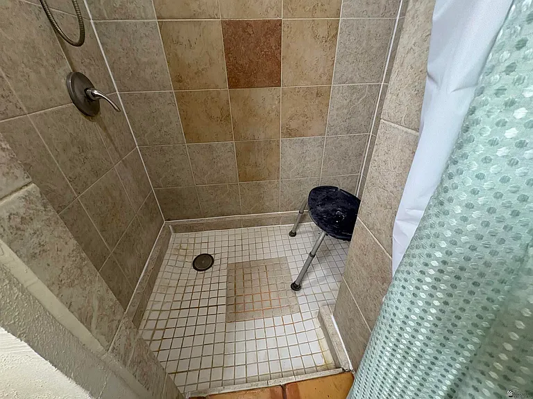 1480 S 7th Ave #1 — Photo 12