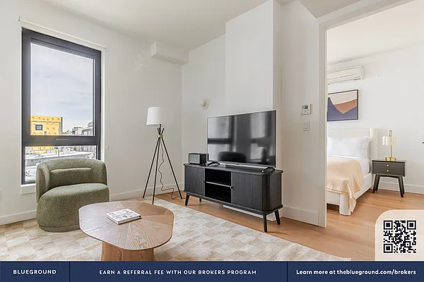 Rented by The Blueground | media 4