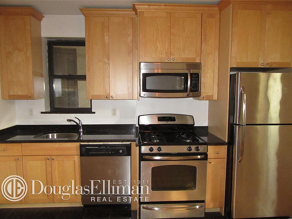 2nd image of 279 Mott St APT 4F